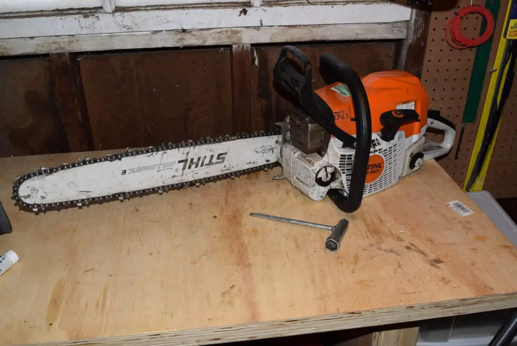 Sthil 362 with 20" Bar - Cleaning Your Chainsaw
