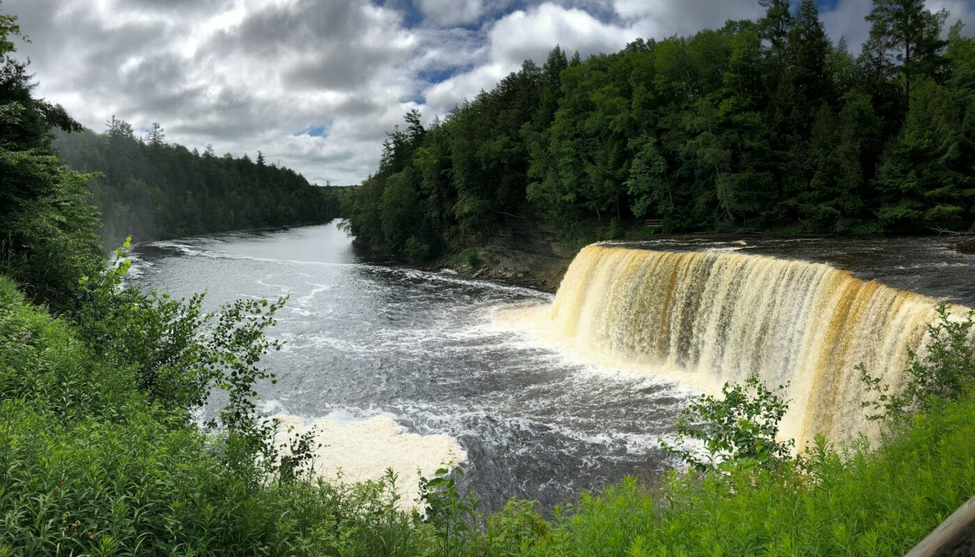Tahquamenon Falls, Mcmillan Township, Mi, Usa